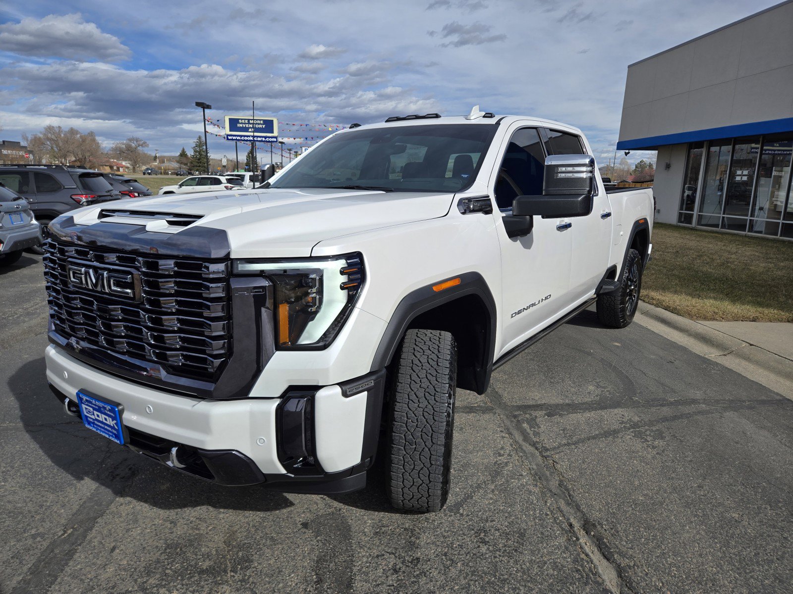 Used 2024 GMC Sierra 2500 Denali Ultimate image 7