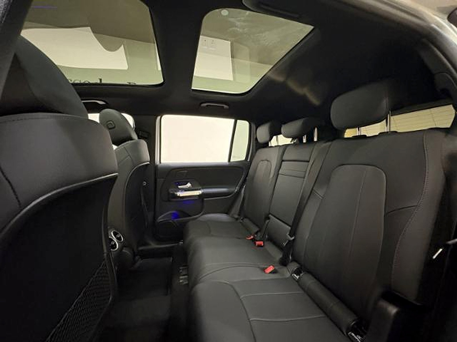 New 2026 Mercedes-Benz GLB 250 image 22