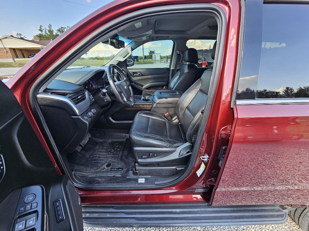 Used 2020 Chevrolet Tahoe LT AWD/4WD image 15