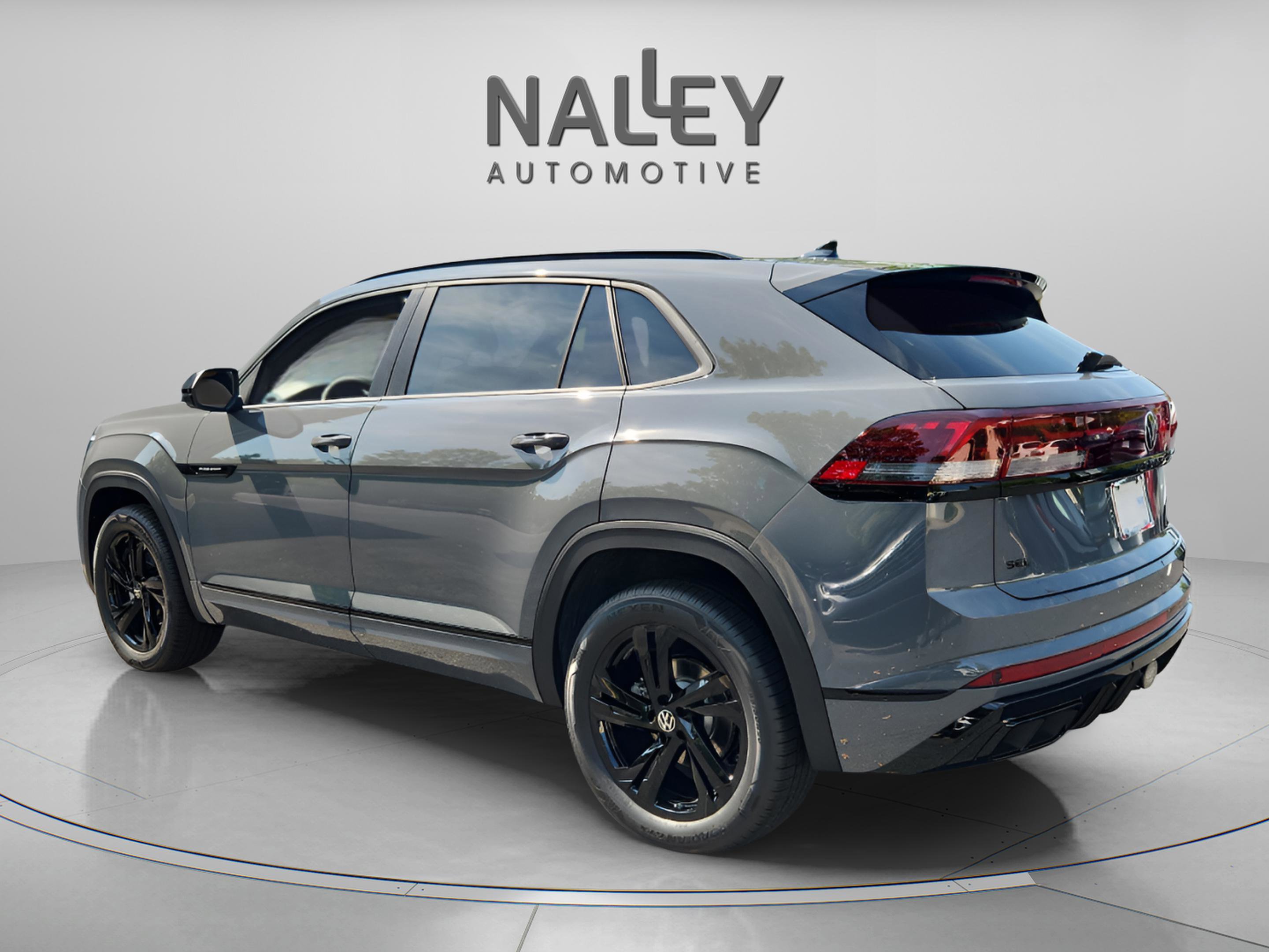New 2026 Volkswagen Atlas Cross Sport SEL R-Line image 3