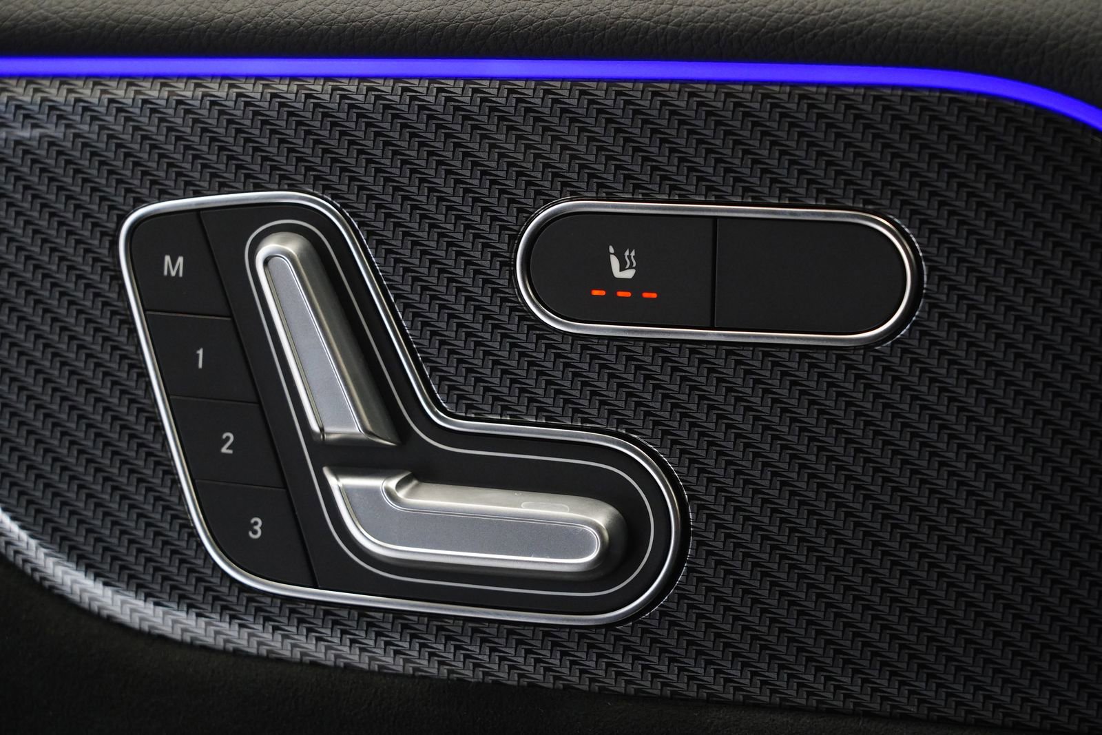 New 2026 Mercedes-Benz GLB 250 4MATIC image 32