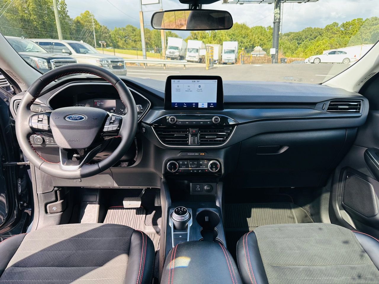 Used 2022 Ford Escape SEL w/ SEL Stealth AWD Package image 36