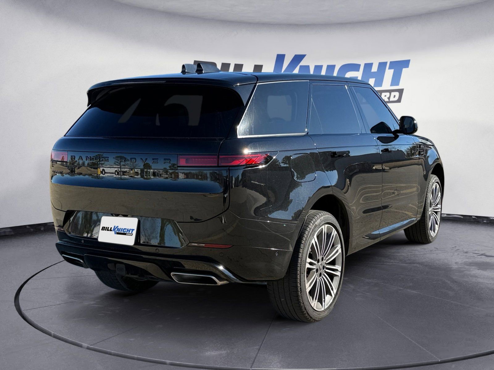 Used 2025 Land Rover Range Rover Sport Dynamic SE image 5