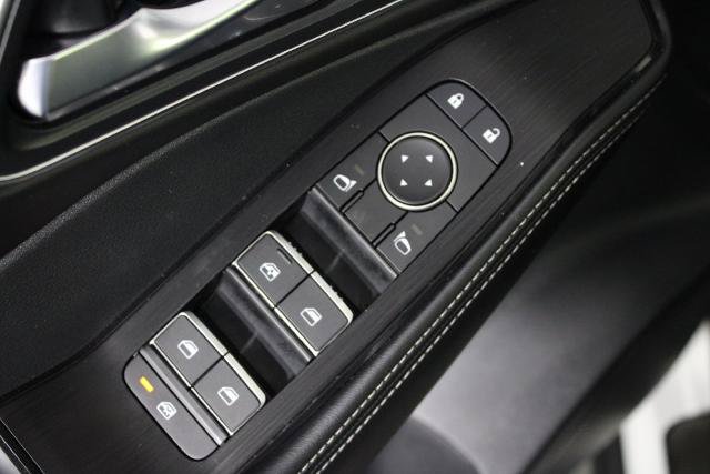 Certified 2023 Nissan Rogue Platinum FWD image 25