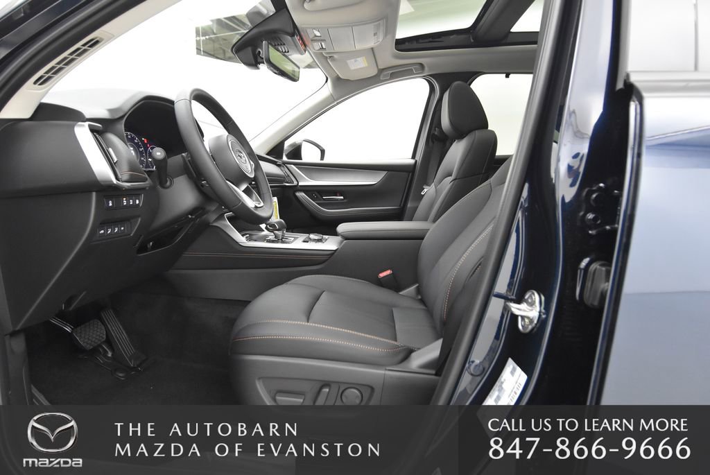 Certified 2025 MAZDA CX-90 Plug-In Hybrid w/Premium Sport image 28
