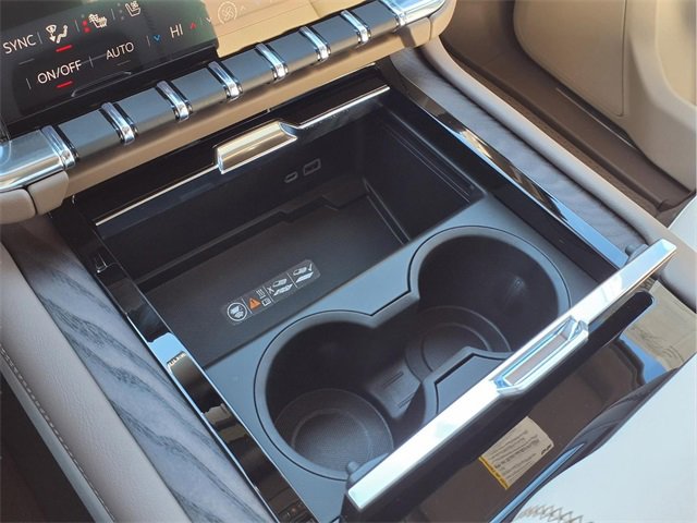 New 2026 GMC Yukon Denali w/ Denali Reserve Package image 10