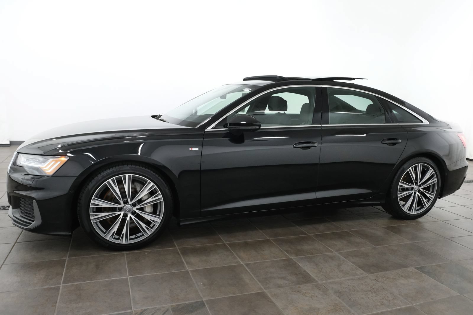 Used 2019 Audi A6 3.0T Prestige w/ Prestige Package AWD/4WD image 3