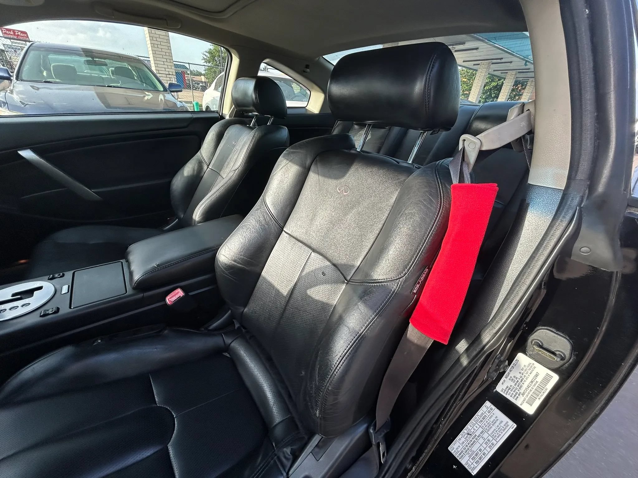 Used 2003 INFINITI G35 Coupe w/ Premium Pkg RWD image 9