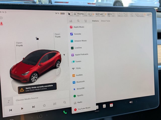 Used 2022 Tesla Model Y Long Range image 13