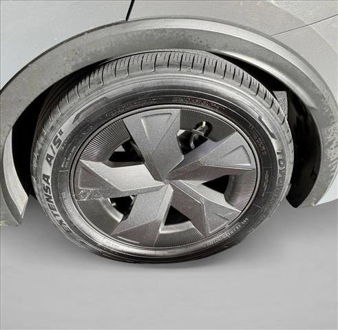 Used 2024 Toyota Prius LE image 10