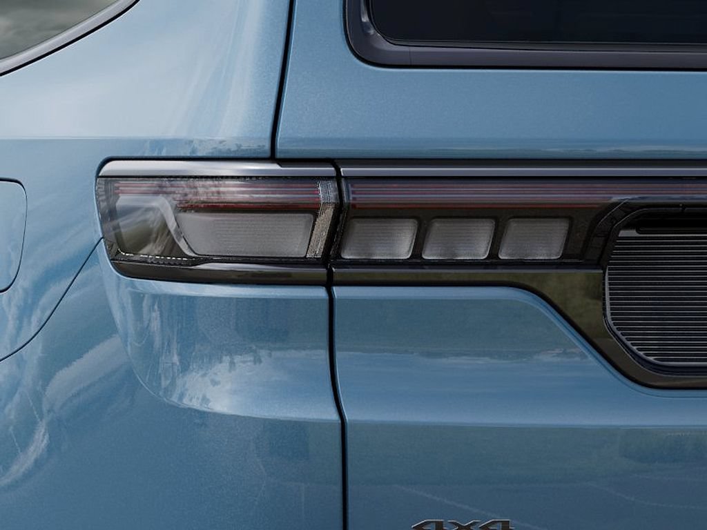 New 2026 Jeep Grand Wagoneer Limited AWD/4WD image 9