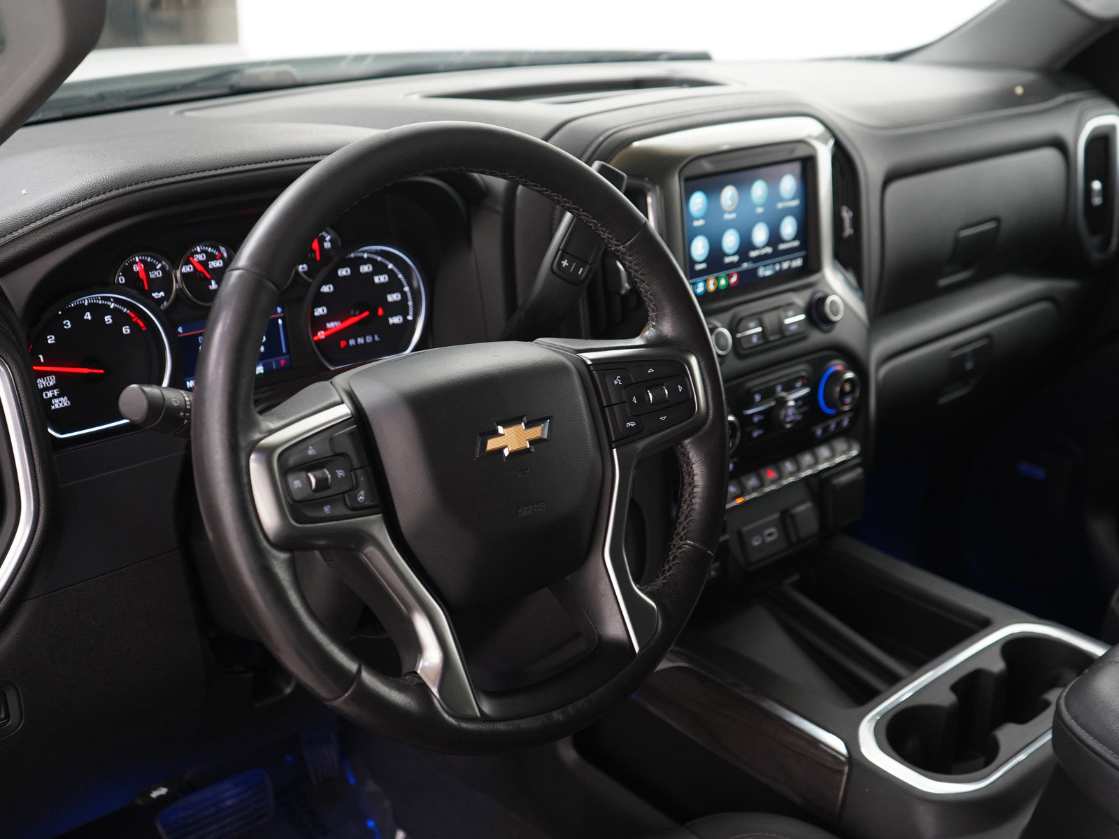 Used 2021 Chevrolet Silverado 1500 LTZ AWD/4WD image 19