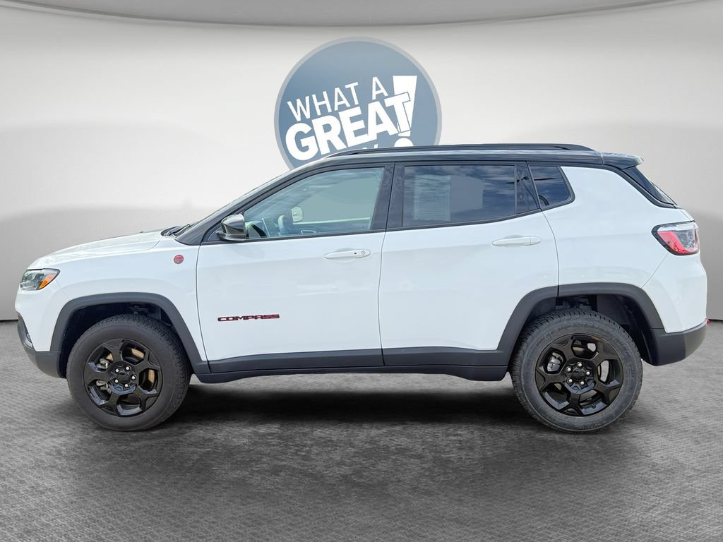 Used 2023 Jeep Compass Trailhawk w/ Trailhawk Convenience Group AWD/4WD image 7