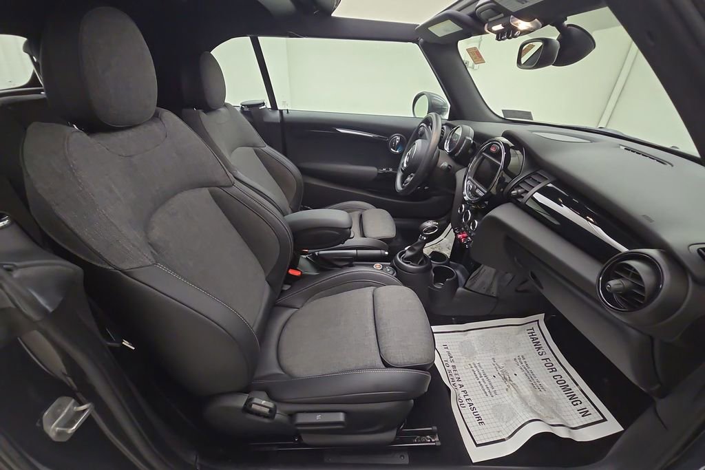 Used 2018 MINI Cooper S image 26