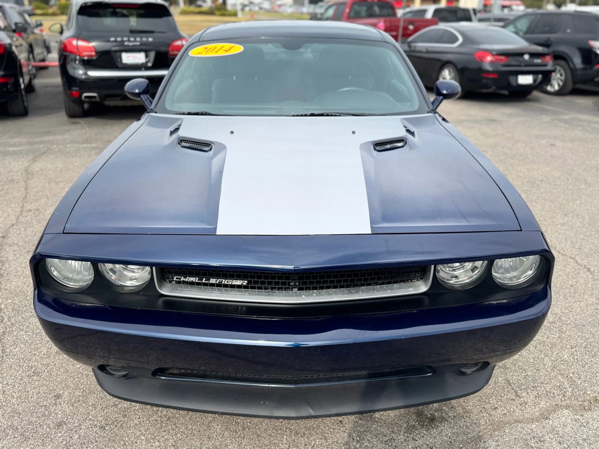 Used 2014 Dodge Challenger SXT RWD image 27