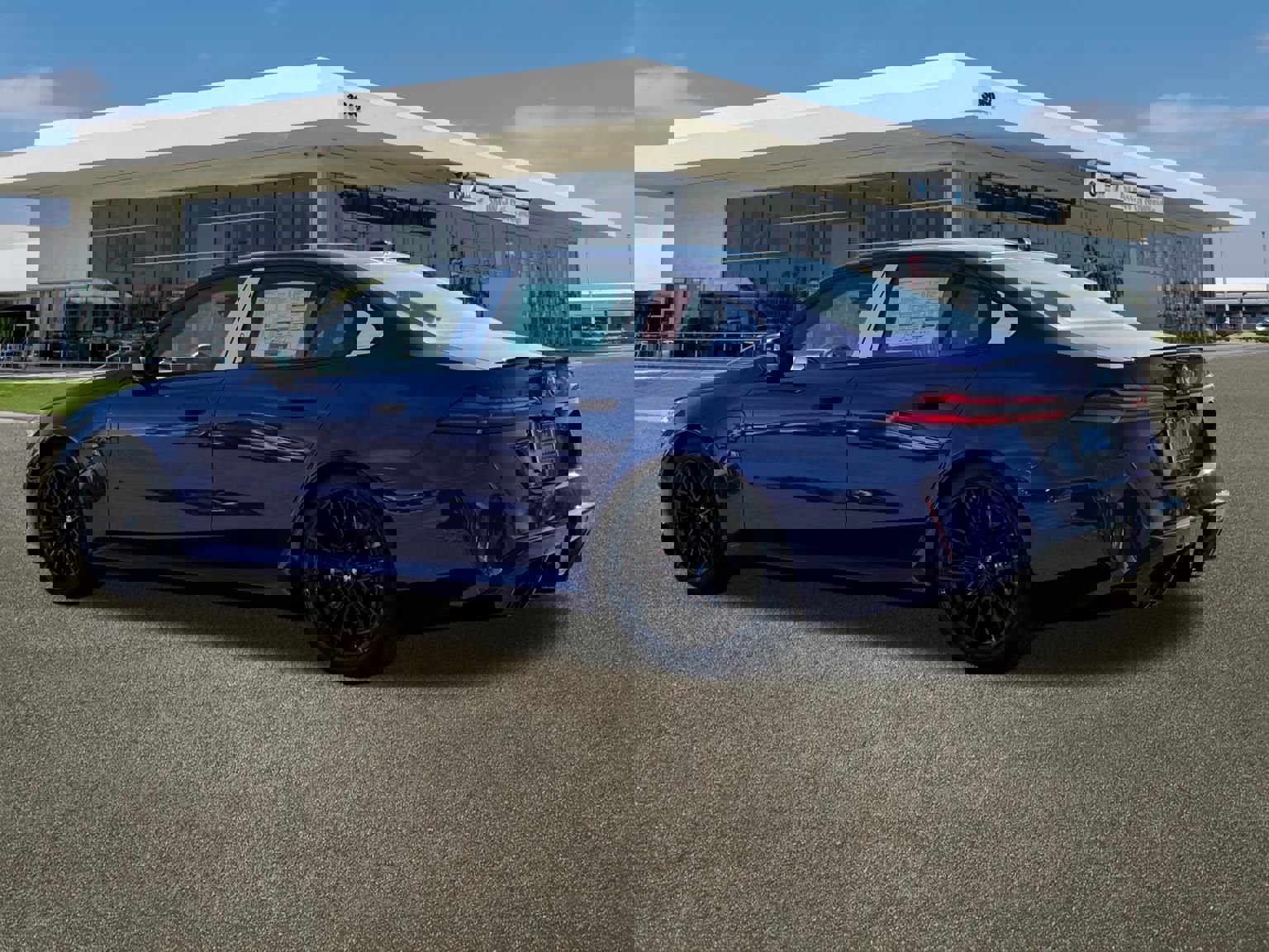 New 2026 BMW M5 image 8