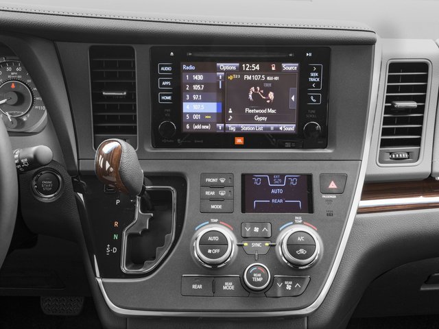 Used 2017 Toyota Sienna Limited FWD image 10