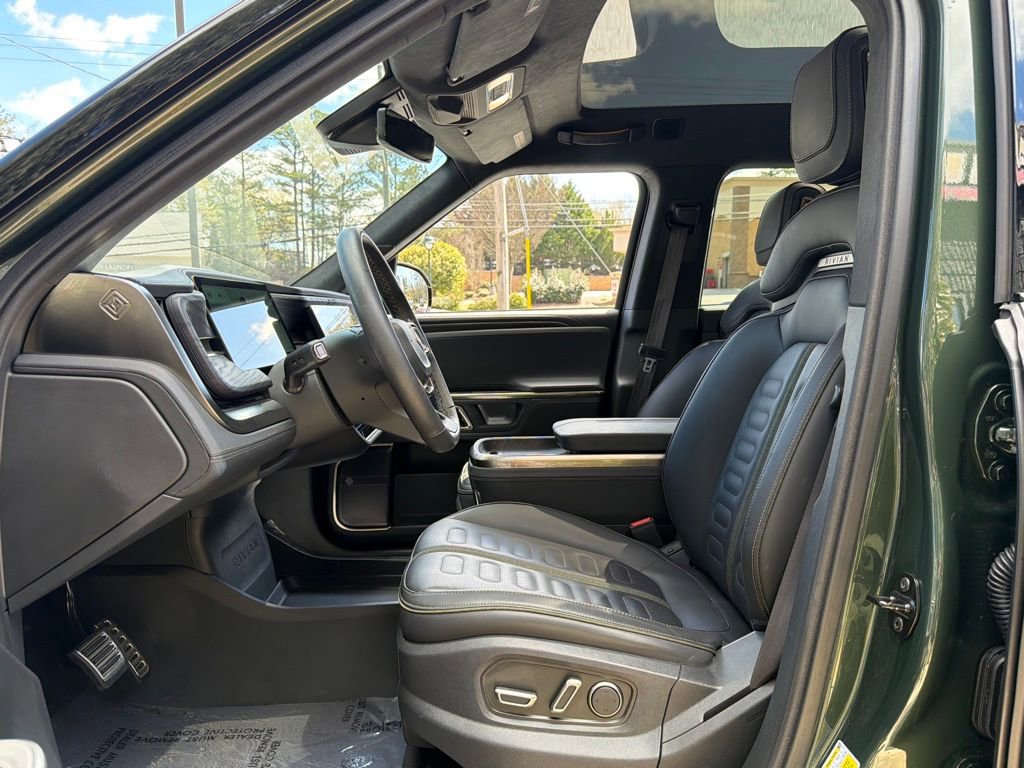 Used 2024 Rivian R1T Adventure image 25