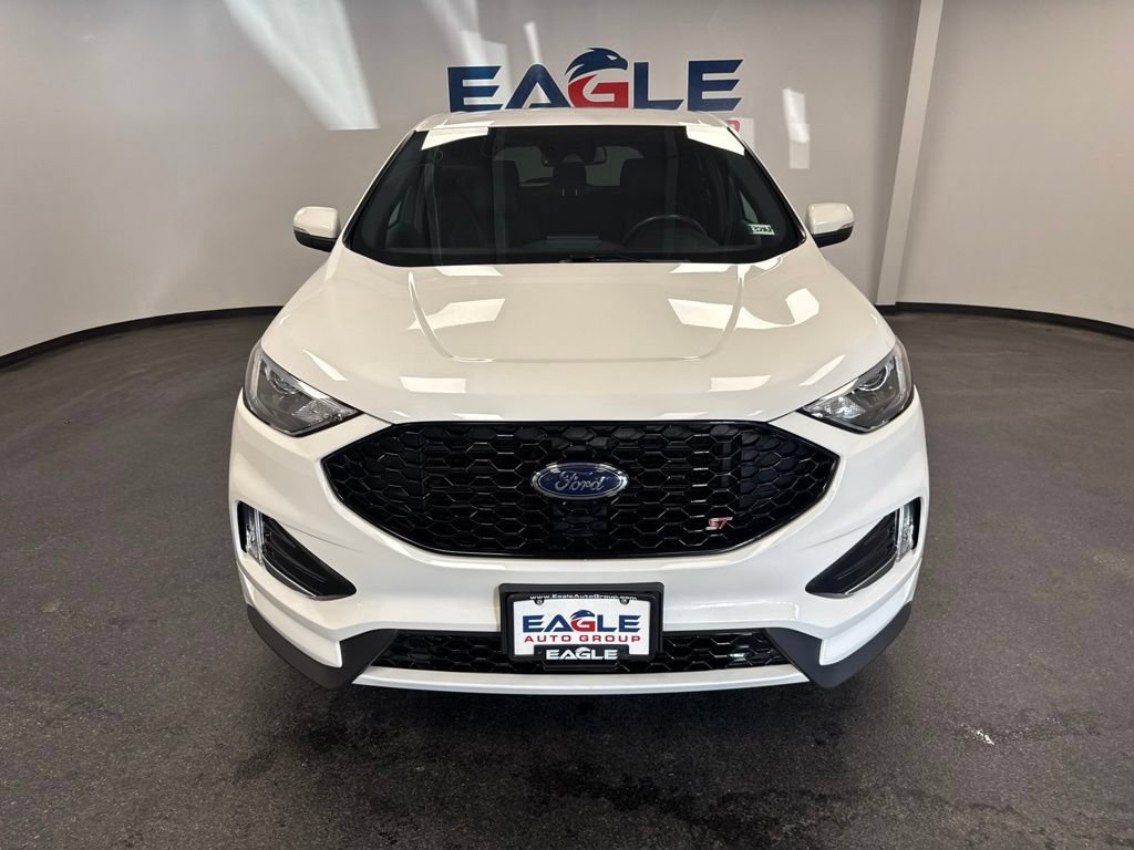 Used 2023 Ford Edge ST AWD/4WD image 3