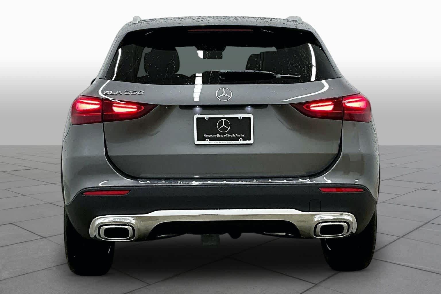 Used 2026 Mercedes-Benz GLA 250 image 4