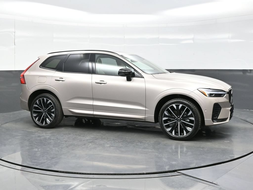New 2026 Volvo XC60 B5 Ultra w/ Protection Package Premier AWD/4WD image 8