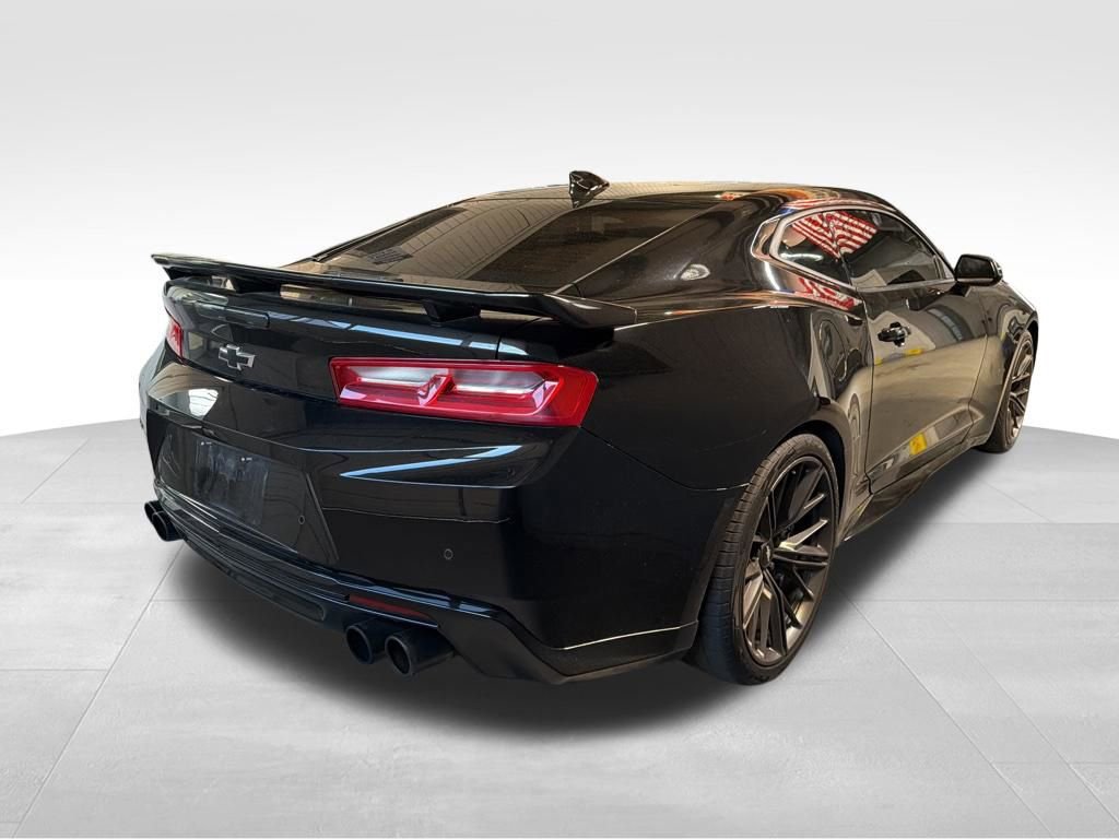 Used 2017 Chevrolet Camaro ZL1 image 4