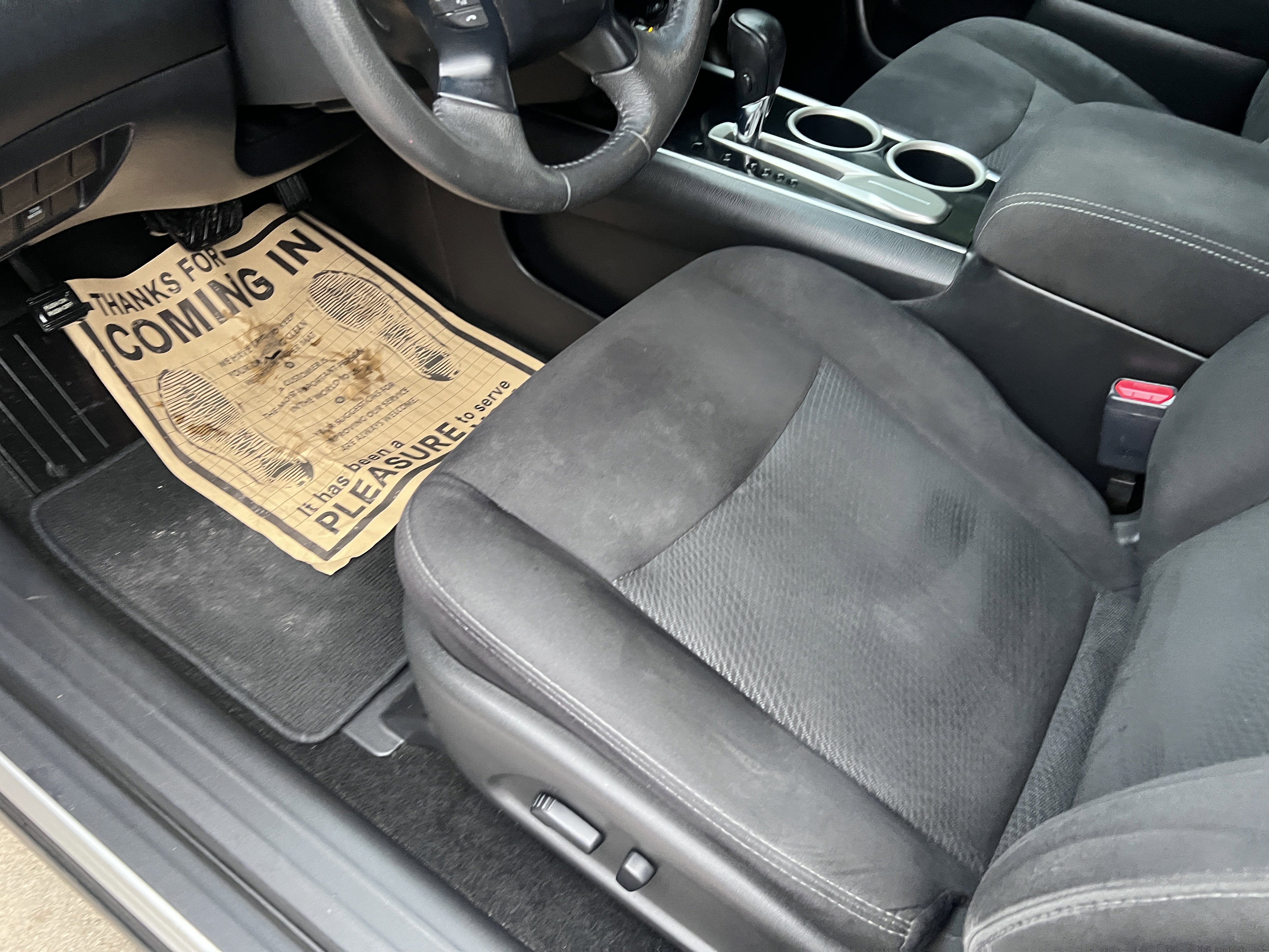 Used 2015 Nissan Pathfinder SV image 21