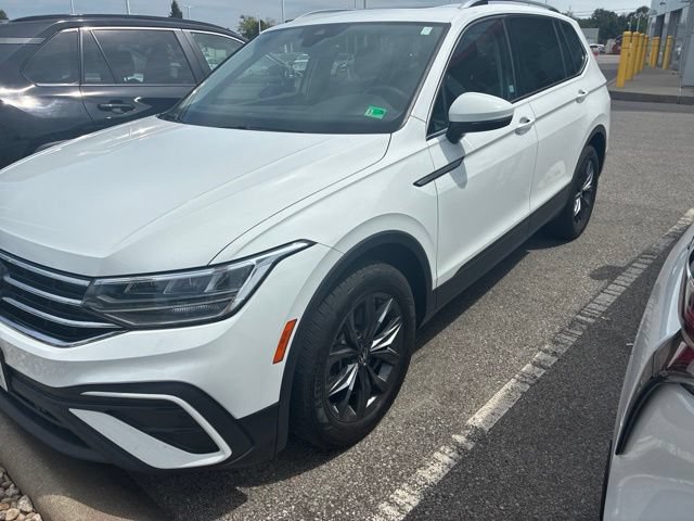 Used 2022 Volkswagen Tiguan SE