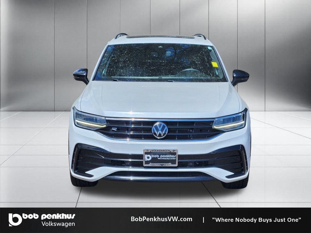 Used 2023 Volkswagen Tiguan SE R-Line AWD/4WD image 22