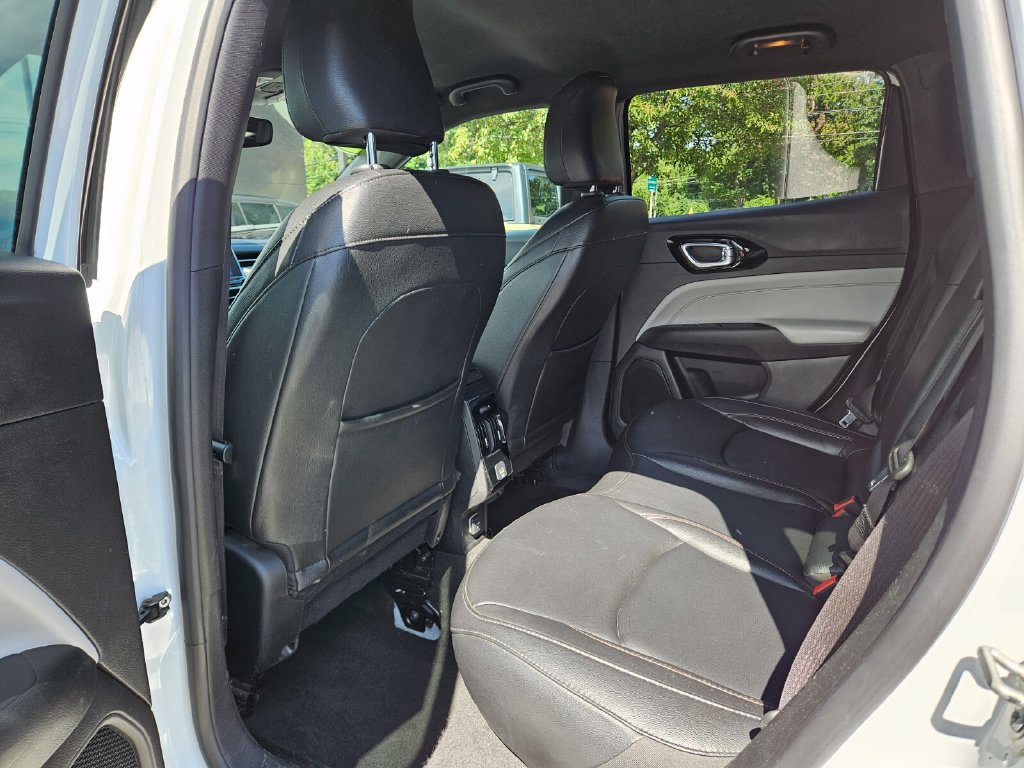 Used 2024 Jeep Compass Limited AWD/4WD image 16