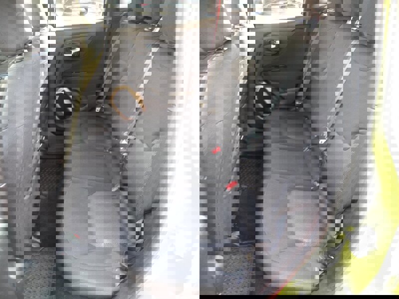 Used 2016 Jeep Renegade Latitude w/ Cold Weather Group image 7