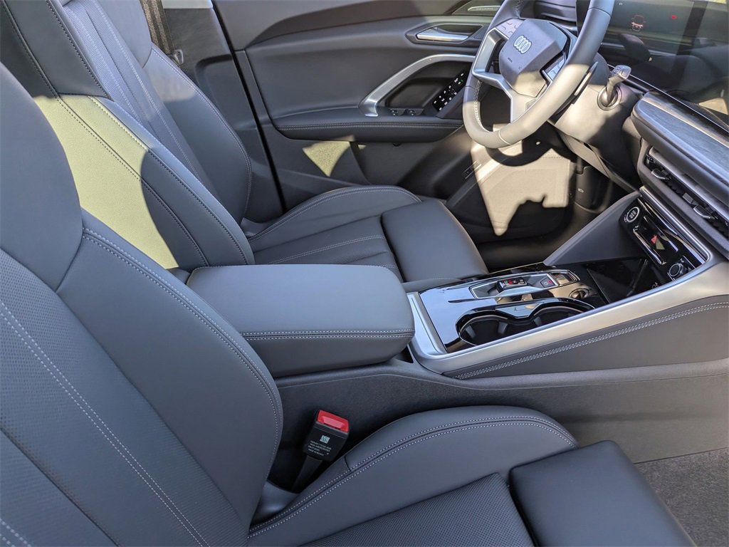 New 2025 Audi Q5 Premium Plus image 34