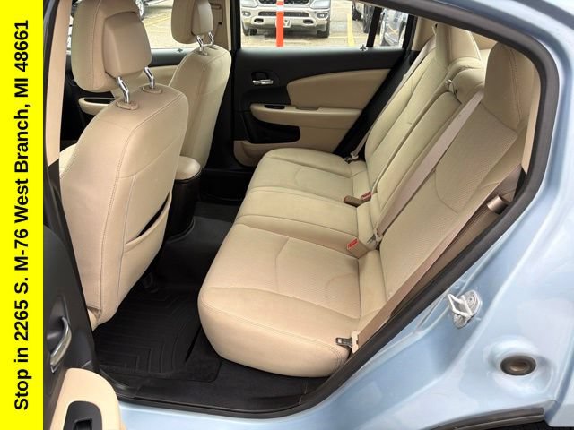 Used 2013 Chrysler 200 Touring FWD image 30