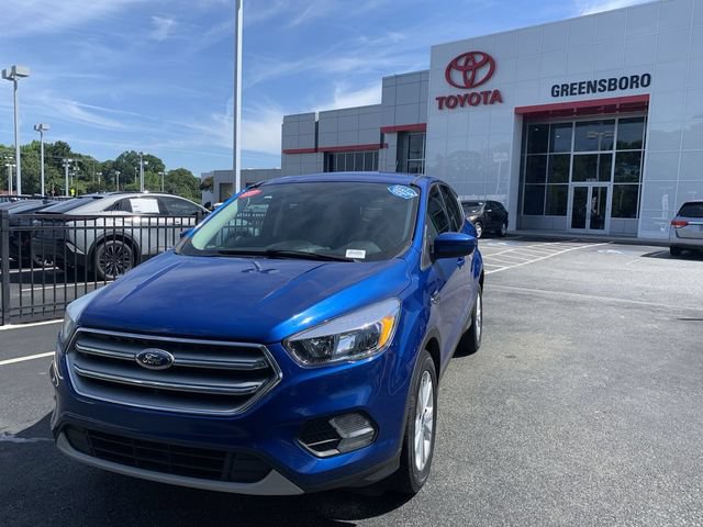 Used 2017 Ford Escape SE FWD video 1