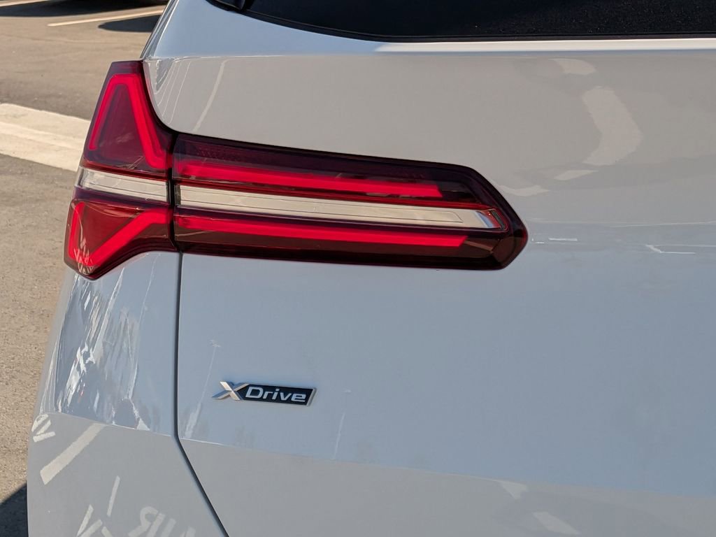 Used 2025 BMW X3 xDrive30i w/ Premium Package image 22