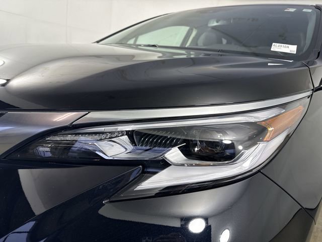 Used 2022 Toyota Sienna Platinum image 30