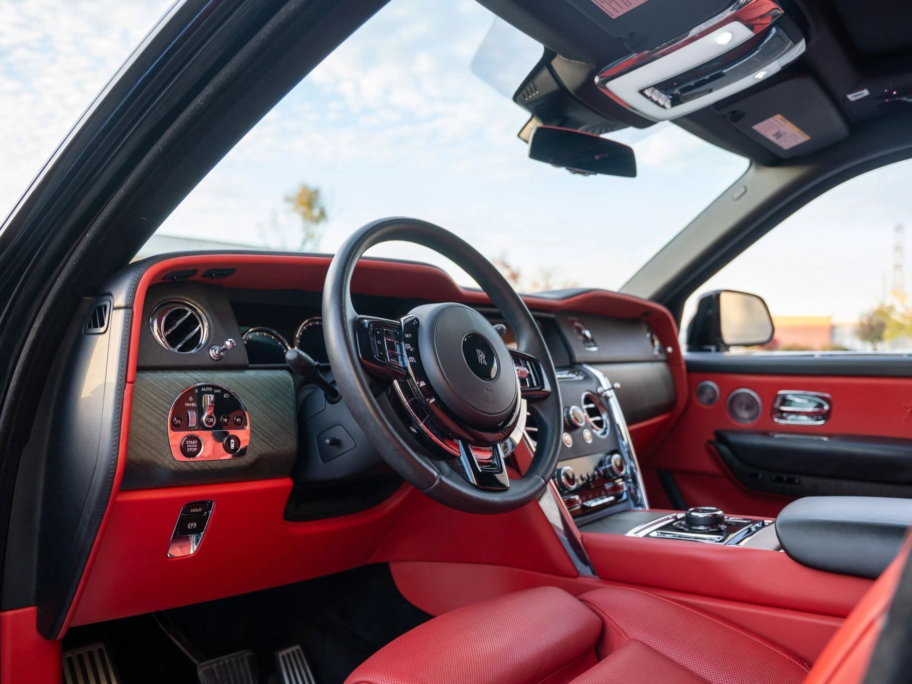 Used 2019 Rolls-Royce Cullinan AWD/4WD image 9