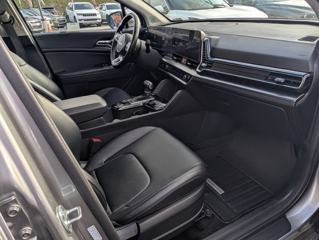 Used 2024 Kia Sportage EX FWD image 9