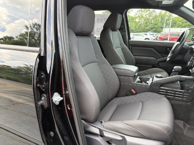 Used 2024 Toyota Tacoma SR AWD/4WD image 18