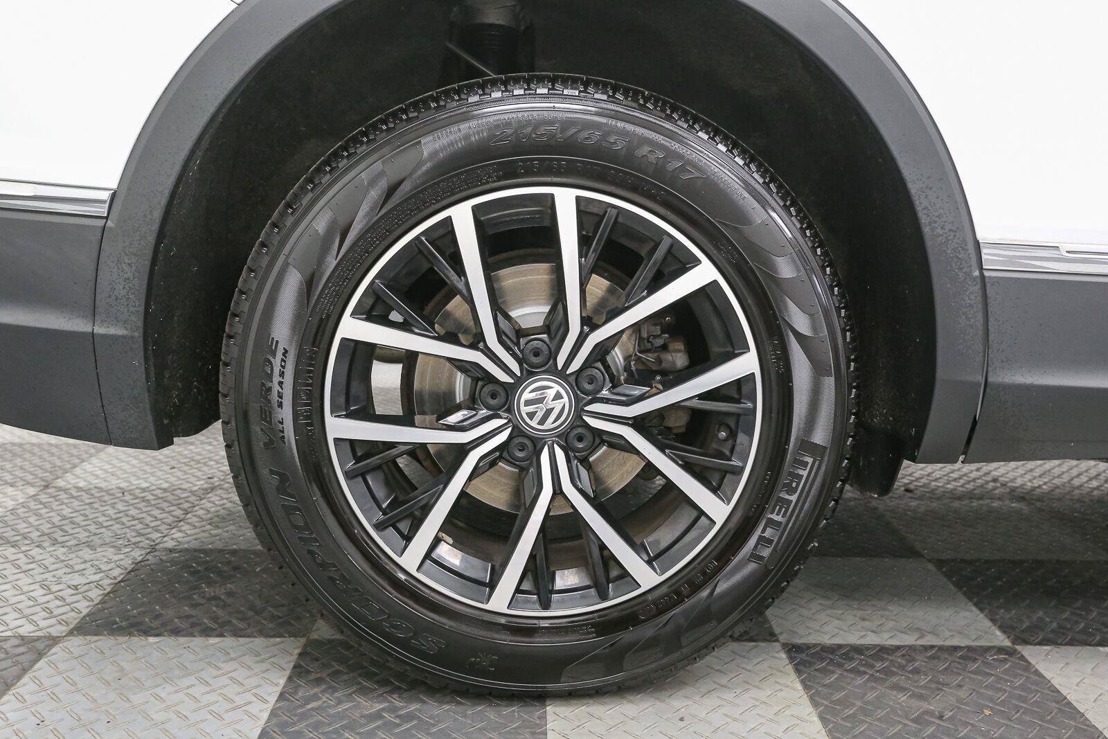 Certified 2021 Volkswagen Tiguan SE AWD/4WD image 19