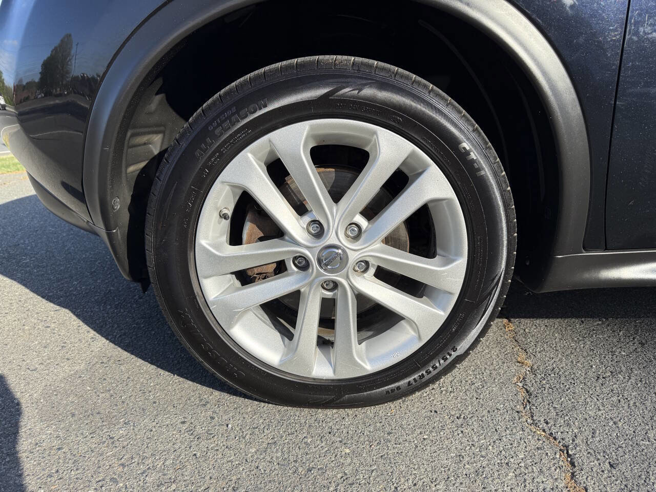 Used 2013 Nissan Juke SL image 24