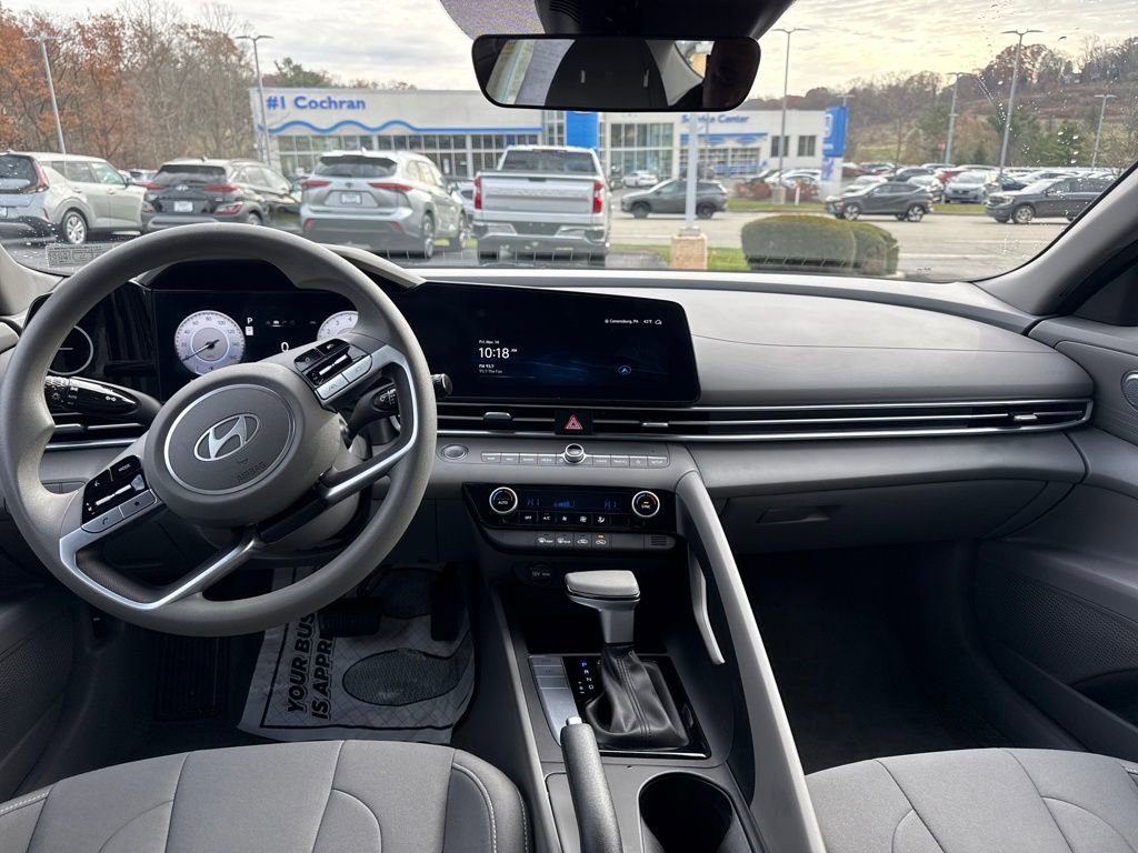 Used 2024 Hyundai Elantra SEL image 14