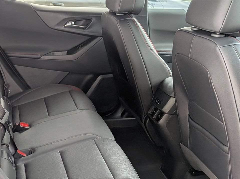 New 2026 Chevrolet Equinox RS w/ Convenience Package III FWD image 22