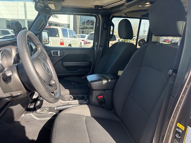 Used 2021 Jeep Wrangler Unlimited Sport image 13