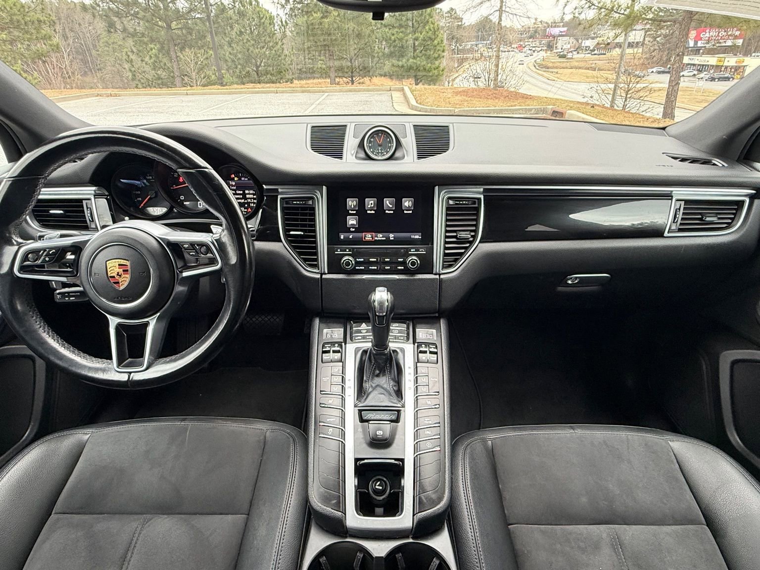 Used 2018 Porsche Macan Sport Edition image 22