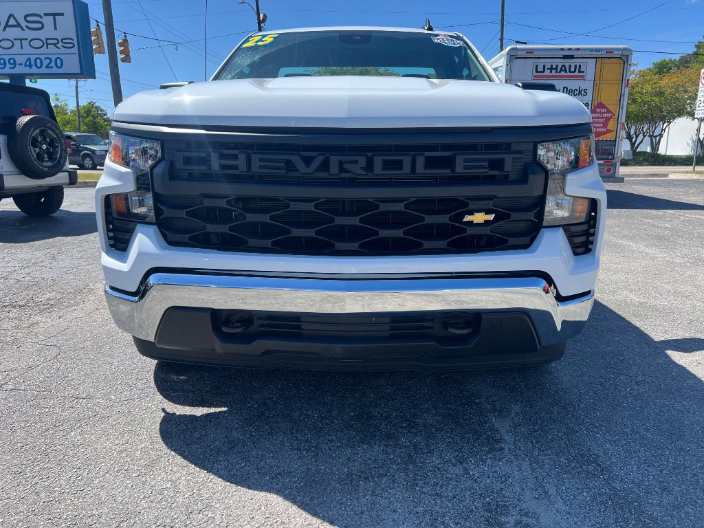 Used 2025 Chevrolet Silverado 1500 W/T image 8