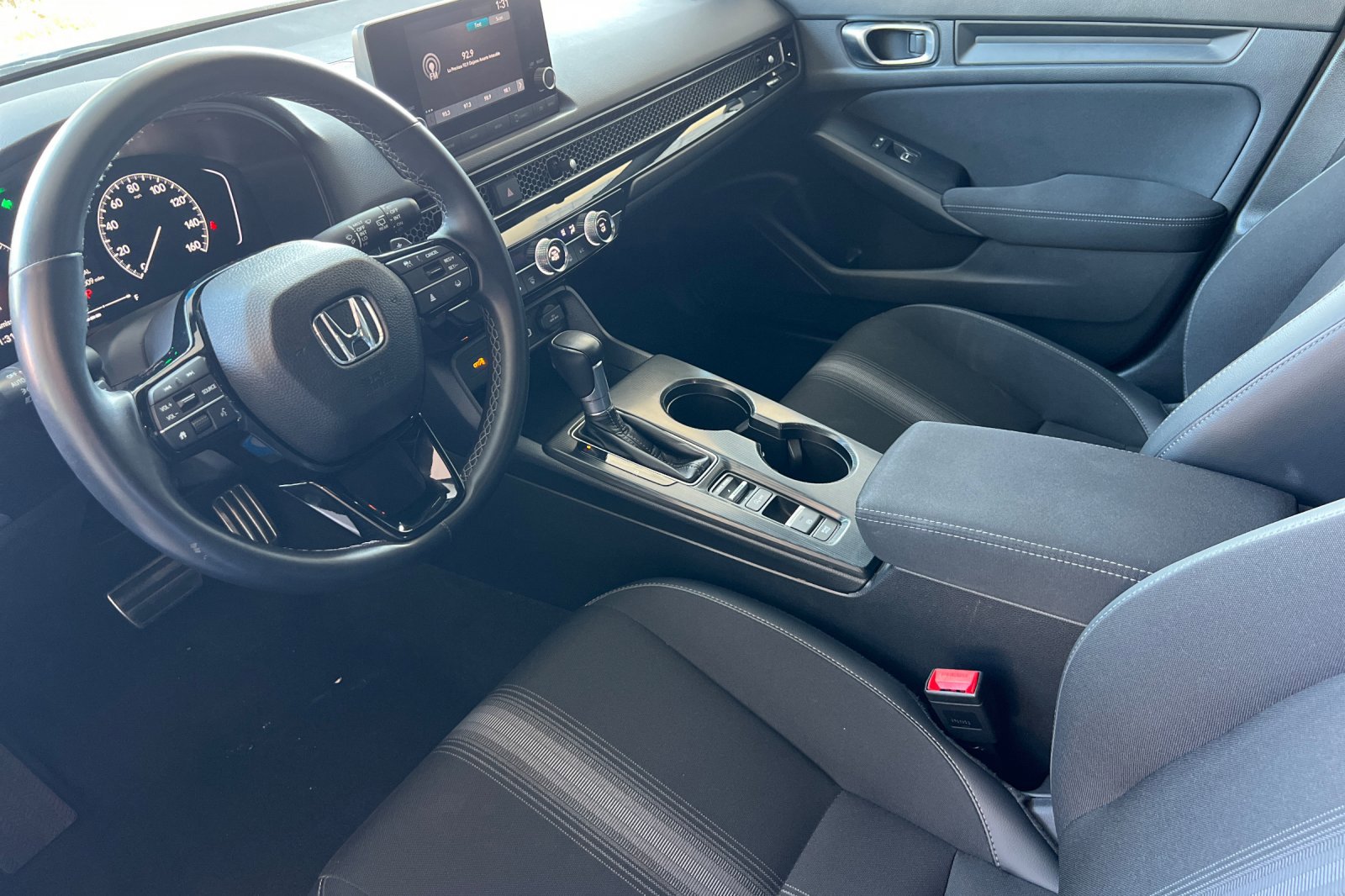 Used 2023 Honda Civic Sport image 10