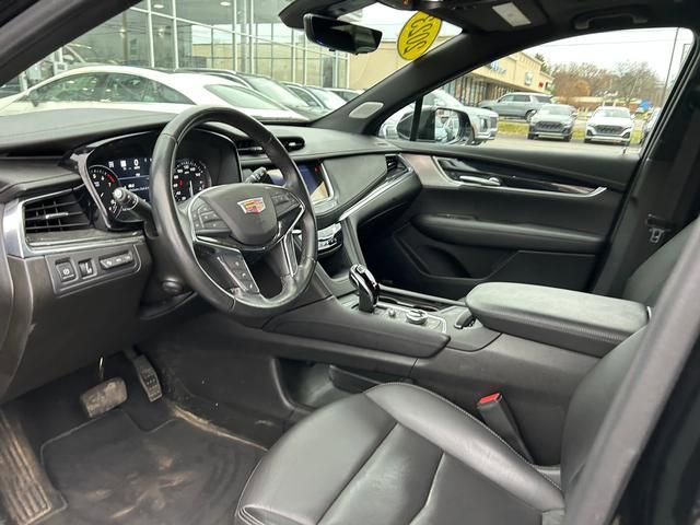 Used 2023 Cadillac XT5 Premium Luxury w/ Technology Package image 10