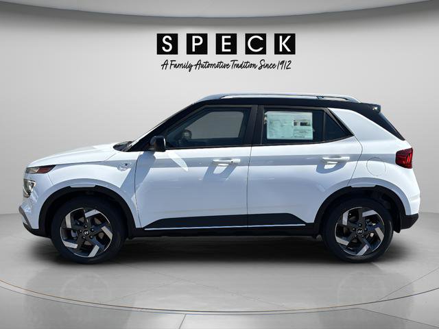 New 2026 Hyundai Venue SEL FWD image 2
