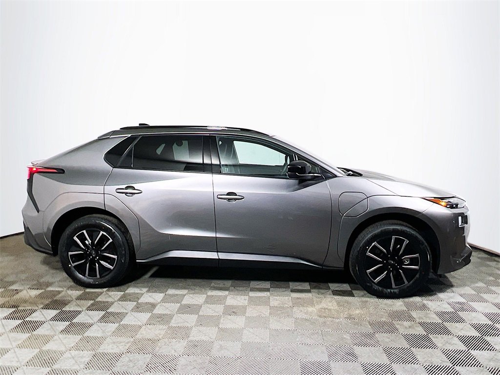 New 2026 Subaru Solterra Premium image 9